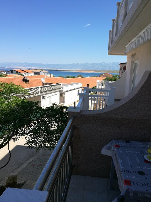 Apartments Ivi Vir Exterior photo